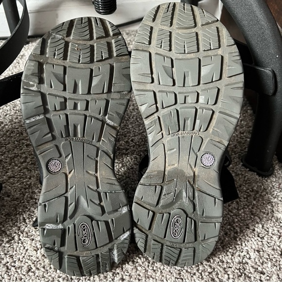 Chaco’s Adjustable Strap Sandals - Picture 6 of 9